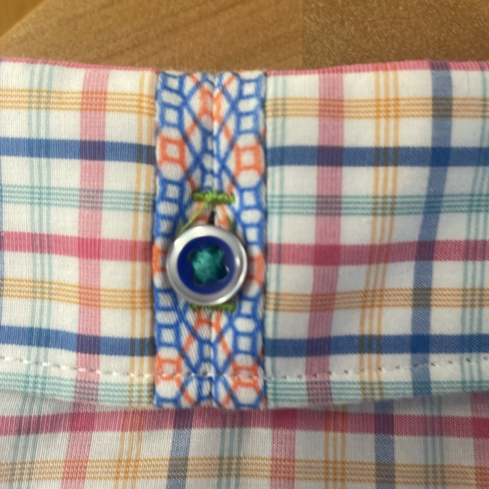 Robert Graham button down - Picture 8 of 11
